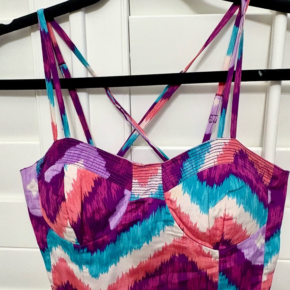 Colorful Zigzag Pattern Dress - Picture 2 of 7